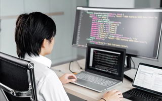 莒县 ,php声明和调用变量的符号是什么？
